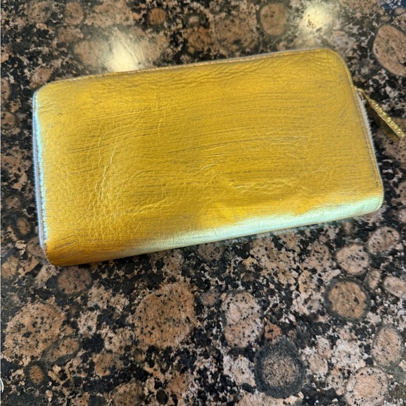 Gold leaf painted zip closure wallet good condition - Picture 7 of 11
